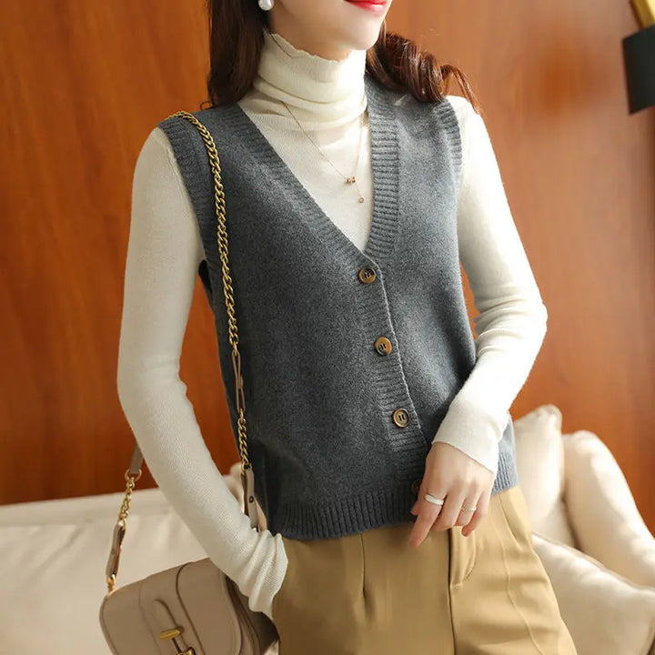 Knitted Vest Women's V-neck Cardigan Short and Versatile Outerwear Sweater Camisole Spring and Autumn New Knitted Vest