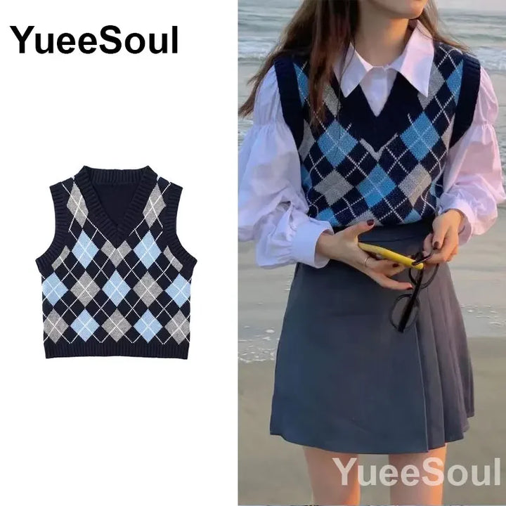 Vintage Knitted Women Sweater Vest American Y2K Aesthetic Sweet Cute 90s Slim Crop Waistcoat 2024 New Plaid Sleeveless Knitwears