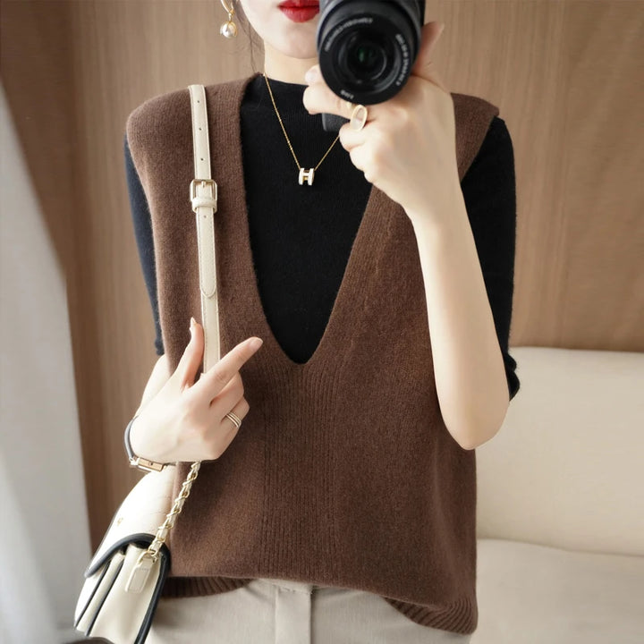 Merino Wool Sweater Vest Loose Deep V Neck Sleeveless Short Knitted Pullover Vests Thick Warm New In Knitwear Jumpers Outerwears