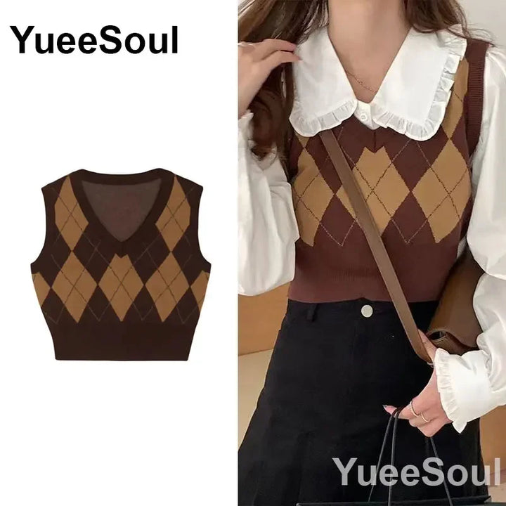 Vintage Knitted Women Sweater Vest American Y2K Aesthetic Sweet Cute 90s Slim Crop Waistcoat 2024 New Plaid Sleeveless Knitwears